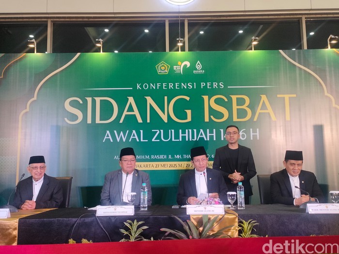 Kemenag RI resmi menetapkan 1 Zulhijjah 1446 Hijriah jatuh pada 28 Mei 2025. Dengan demikian, Hari Raya Idul Adha jatuh tepat hari Jumat (6/5). (Dwi R/detikcom)