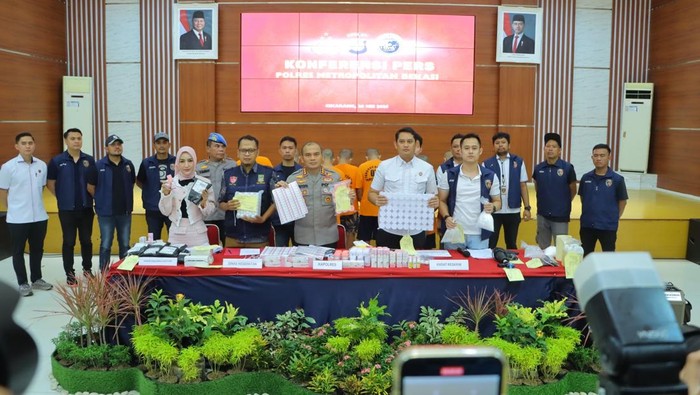 Fake Skincare Factory in Bekasi