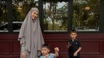 Seru dan Penuh Tawa! Momen Paula Verhoeven Habiskan Waktu Bareng Anak