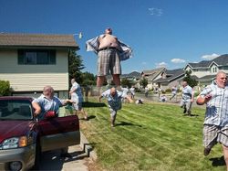 Photoshop Kocak yang Lumayan Bikin Nyengir