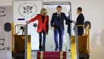 Potret Macron Ditoyor di Vietnam lalu Mesra Bareng Istri di Indonesia