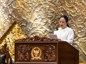 Tutup Masa Sidang DPR, Puan Soroti Lonjakan PHK hingga Dampak Tarif Trump