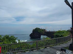 Tebing Retak di Tanah Lot Dipantau, Penanganan Tunggu Anggaran