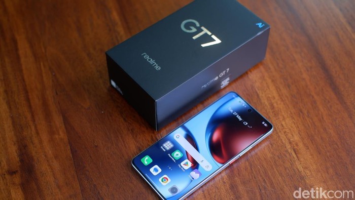 Realme GT 7