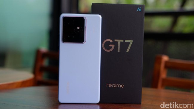Review Realme GT 7: HP Kencang, Baterai Super, Kaya Fitur AI