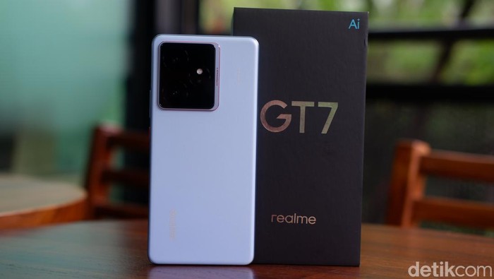 Realme GT 7