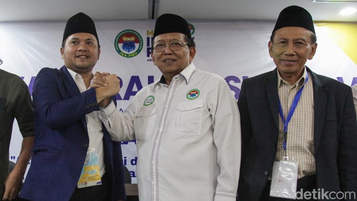 Slamet Ariyadi Terpilih Jadi Ketum IKA PMII Hasil Munas Lanjutan Anggota DPR dari F-PAN Slamet Ariyadi terpilih menjadi Ketum Ikatan Keluarga Alumni Pergerakan Mahasiswa Islam Indonesia (IKA PMII). Slamet terpilih dalam Munas VII lanjutan yang digelar hari ini.