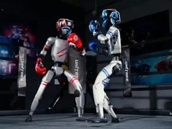 China Cetak Sejarah! Gelar Tinju Robot Humanoid Pertama di Dunia