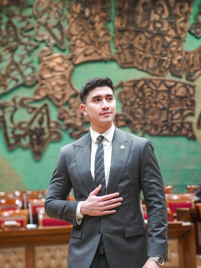 Verrell Bramasta Verrell Bramasta