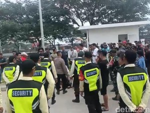 Emak PKL Viral Lapaknya Ditendang Sekuriti KEK Kendal Ngadu ke Polisi