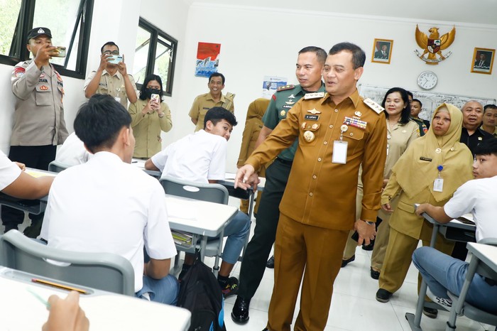 100 Hari Kerja Luthfi-Yasin, Sekolah Swasta Sambut Program Sekolah Gratis