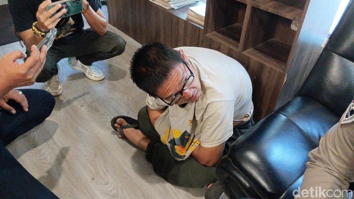Aming (34) diamankan usai cabuli bocah SD di Palembang, Sumsel.