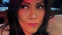 Mba Anggun sehari-hari pakai sunscreen di wajah ga???, tanya salah satu netizen lainnya. Foto: instagram Anggun C Sasmi