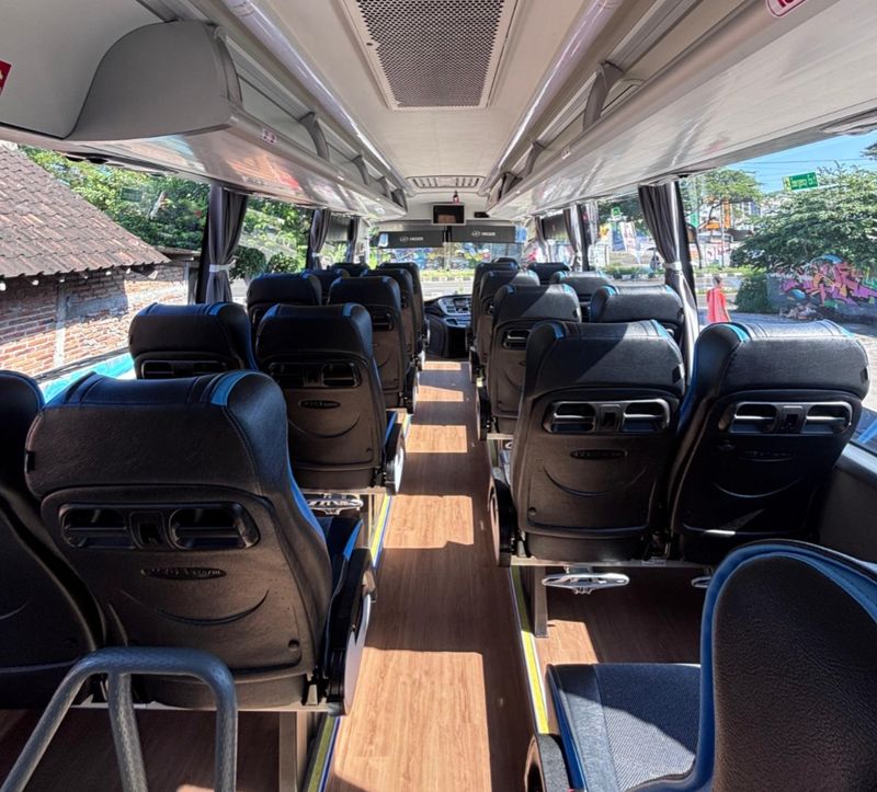 Bus listrik PO Sumber Alam