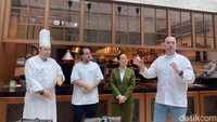 Hadirnya Erre & Urechu di Jakarta ini adalah debut perdana sang chef di kawasan Asia Tenggara. Chef Inigo Urrechu menjelaskan soal nama Erre yang berarti membakar dan Urrechu diambil dari nama belakang sang chef. Foto: detikFood/Yenny Mustika Sari