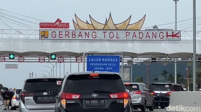 Gerbang tol Padang, Sumatera Barat. (Jeka Kampai/detikSumut)