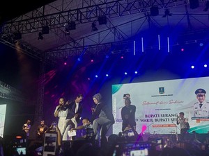 Bupati-Wabup Serang Gelar Pesta Bahagia Bersama Rakyat, Banyak Artis-Hadiah