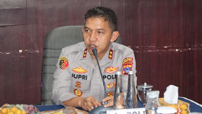 Kapolres HST AKP Jupri Tampubolon.