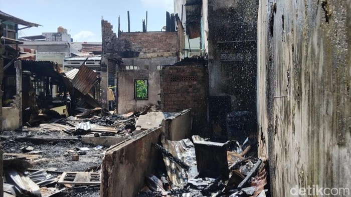 Kondisi rumah yang terbakar di 11 Ilir Palembang.