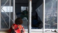 Insiden ini menambah tekanan publik terhadap standar keselamatan industri kimia di Tiongkok, di mana kecelakaan serupa kerap menimbulkan kerusakan pada permukiman warga. REUTERS/Go Nakamura