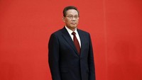 Li Qiang lahir pada bulan Juli 1959 dan berasal dari Ruian, Provinsi Zhejiang. Ia memulai pekerjaan pertamanya usai lulus SMA pada 1976. (Reuters)