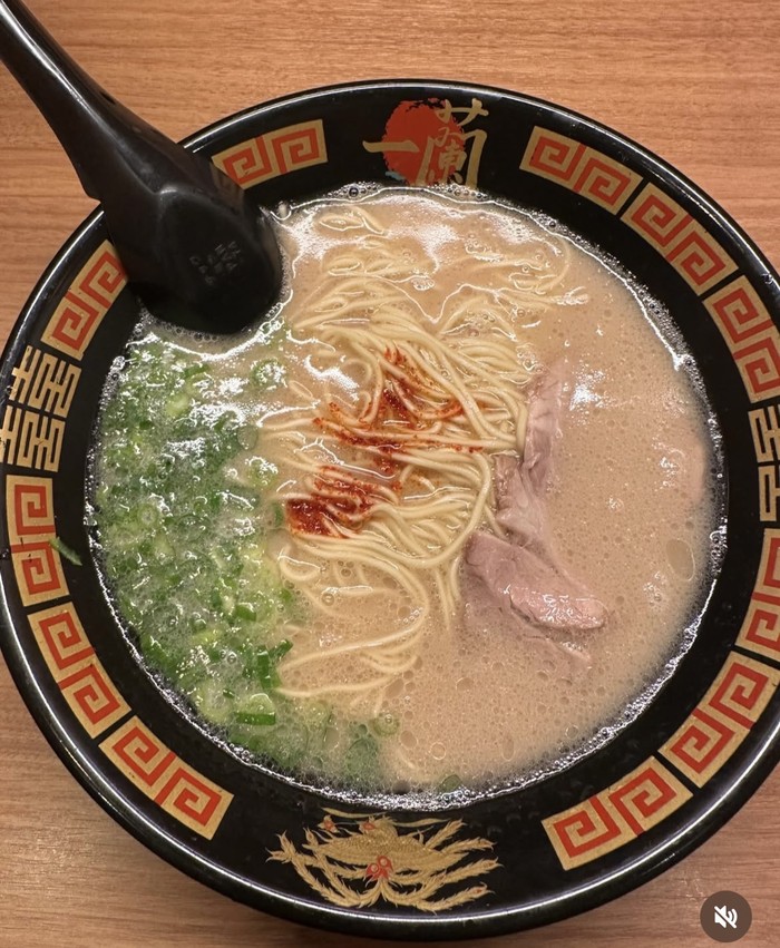Lyodra Ginting Asyik Kulineran, Minum Kopi hingga Makan Ramen Lyodra Ginting Asyik Kulineran, Minum Kopi hingga Makan Ramen