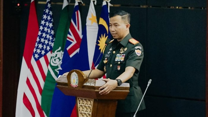 Mayjen Edwin Adrian Sumantha dirotasi dari Danseskoad menjadi Danpaspampres (dok IG Edwin Sumantha) Mayjen Edwin Adrian Sumantha dirotasi dari Danseskoad menjadi Danpaspampres (dok IG Edwin Sumantha)