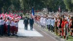 Momen Prabowo Sambut Macron di Istana Merdeka dengan Pelukan Hangat