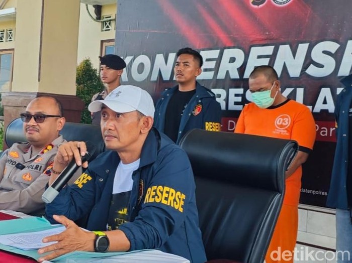 Pelaku pencurian dengan modus check-in diamankan di Mapolres Klaten, Rabu (28/5/2025).