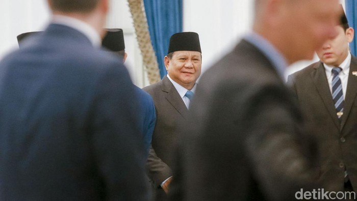 Presiden Republik Indonesia Prabowo Subianto dan Presiden Prancis Emmanuel Macron memimpin pertemuan bilateral di Istana Merdeka, Jakarta, Rabu (28/5/2025).