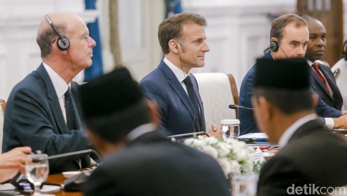 Presiden Republik Indonesia Prabowo Subianto dan Presiden Prancis Emmanuel Macron memimpin pertemuan bilateral di Istana Merdeka, Jakarta, Rabu (28/5/2025).