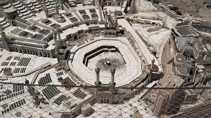 Potret Masjidil Haram dari Gedung Tertinggi di Arab Saudi
