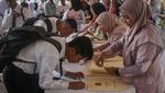 Potret Semringah Ribuan Penerima SK CPNS Pemprov DKI Jakarta