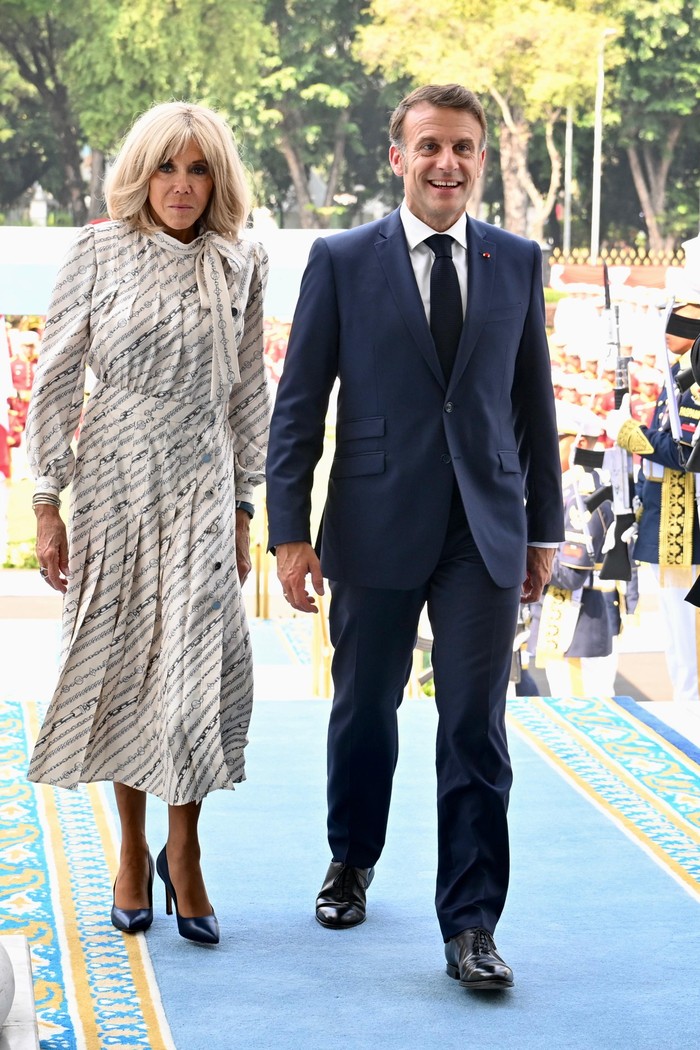Presiden Macron ditemani istrinya, Brigitte Macron saat bertemu Prabowo (Cahyo - Biro Pers Sekretariat Presiden) Presiden Macron ditemani istrinya, Brigitte Macron saat bertemu Prabowo (Cahyo - Biro Pers Sekretariat Presiden)