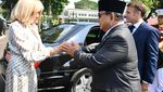Mesranya Macron dan Istri di Indonesia: Cipika-cipiki hingga Gandengan Tangan