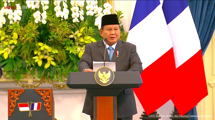 Presiden Prabowo Subianto membuka opsi RI menjalin hubungan diplomatik dengan Israel jika negara tersebut mengakui kemerdekaan Palestina. (YouTube Setpres)