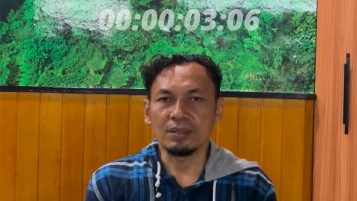 Seorang pria, Jefri Berahim, ditindak Balai Taman Nasional Gunung Halimun Salak (TNGHS) karena mempromosikan jalur pendakian ilegal ke puncak Gunung Salak. (dok TNGHS)