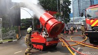 Simulasi tersebut bertujuan untuk melatih kesiapsiagaan dalam penanggulangan kebakaran yang terjadi di gedung perkantoran, termasuk Gedung Merah Putih KPK.