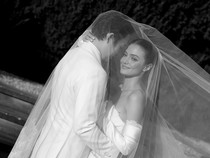 Doa Baik dan Ucapan Selamat Mengalir Usai Amanda Rawles Umumkan Pernikahan