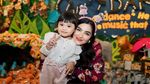 KD dan Ashanty Heboh Dukung Ameena Tampil di Konser Sekolah