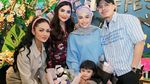 KD dan Ashanty Heboh Dukung Ameena Tampil di Konser Sekolah