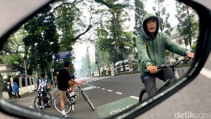Bersepeda di Bandung saat libur panjang akhir pekan Bersepeda di Bandung saat libur panjang akhir pekan