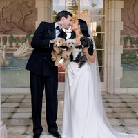 Jutes melamar Demi pada Desember 2023 dengan cincin pertunangan berdesain pear-shaped berukuran besar, tepat setahun setelah keduanya mulai berkencan. Foto: Instagram/@ddlovato @vogueweddings @josevilla