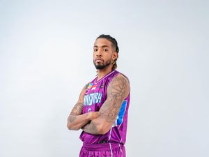Devin Davis, Agar Hangtuah Lebih Kuat di Bawah Ring