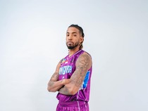 Devin Davis, Agar Hangtuah Lebih Kuat di Bawah Ring