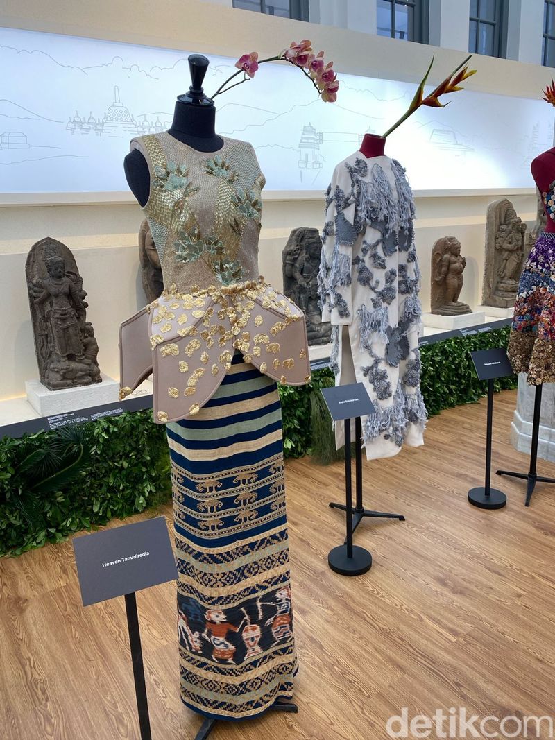 Pameran L'Art Botanique du Paradis yang digelar Didit Hediprasetyo di Museum Nasional untuk menyambut Ibu Negara Prancis Brigitte Macron.