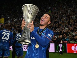 Sancho tinggalkan Chelsea dengan perolehan titel UEFA Conference League (Getty)