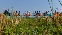 Wahana kereta ini dirancang warga dan pemerintah desa untuk mendongkrak sektor pariwisata sekaligus menciptakan peluang ekonomi lokal. ANTARA FOTO/Raisan Al Faris