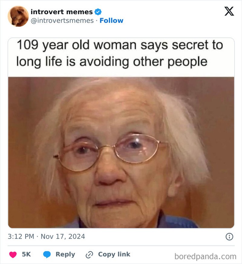 Kumpulan meme berikut ini pasti relate buat kaum introvert. Siapa yang introvert dan merasakan hal yang sama, coba absen di kolom komentar.