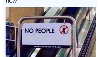 No people. Foto: introvertsmemes via Bored Panda